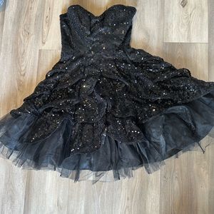 Betsey Johnson size to sequin dress